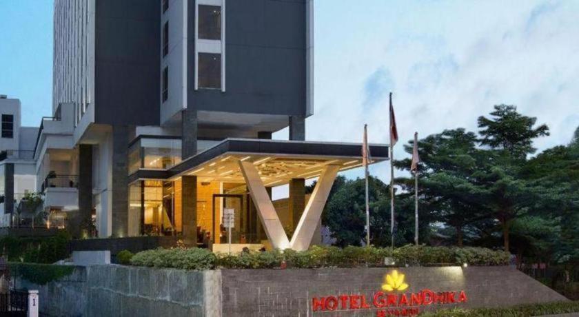 Hotel Grandhika Setiabudi Medan Dış mekan fotoğraf